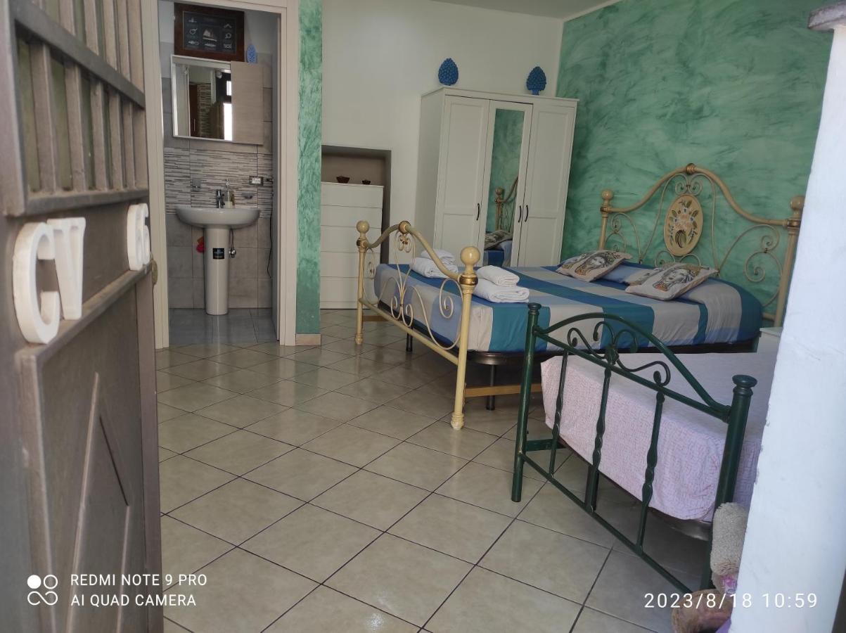 Valenti Acomodação com café da manhã Catânia Exterior foto