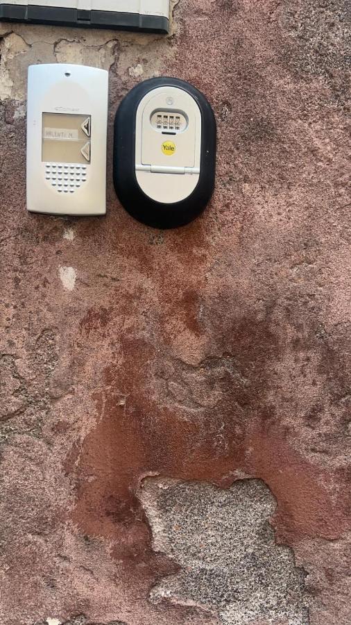 Valenti Acomodação com café da manhã Catânia Exterior foto