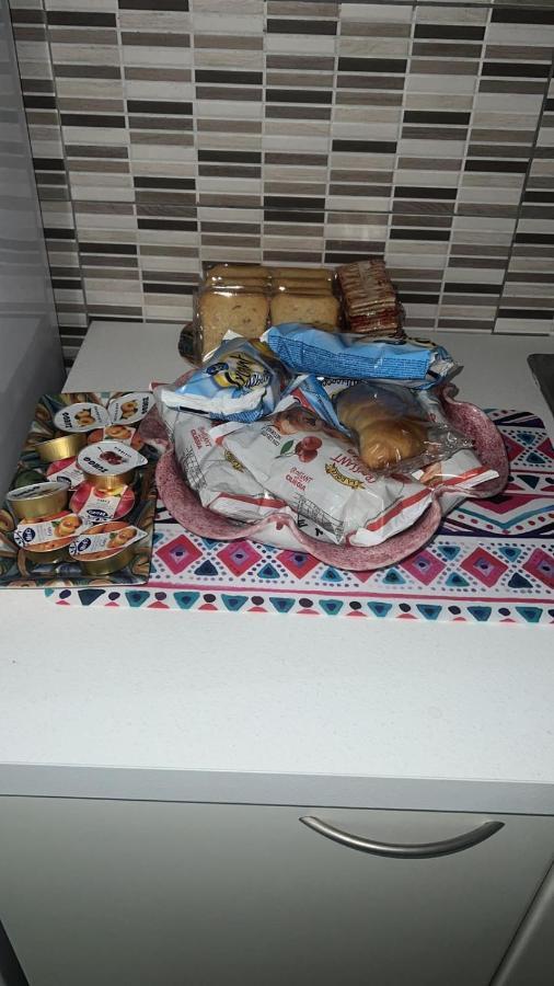 Valenti Acomodação com café da manhã Catânia Exterior foto
